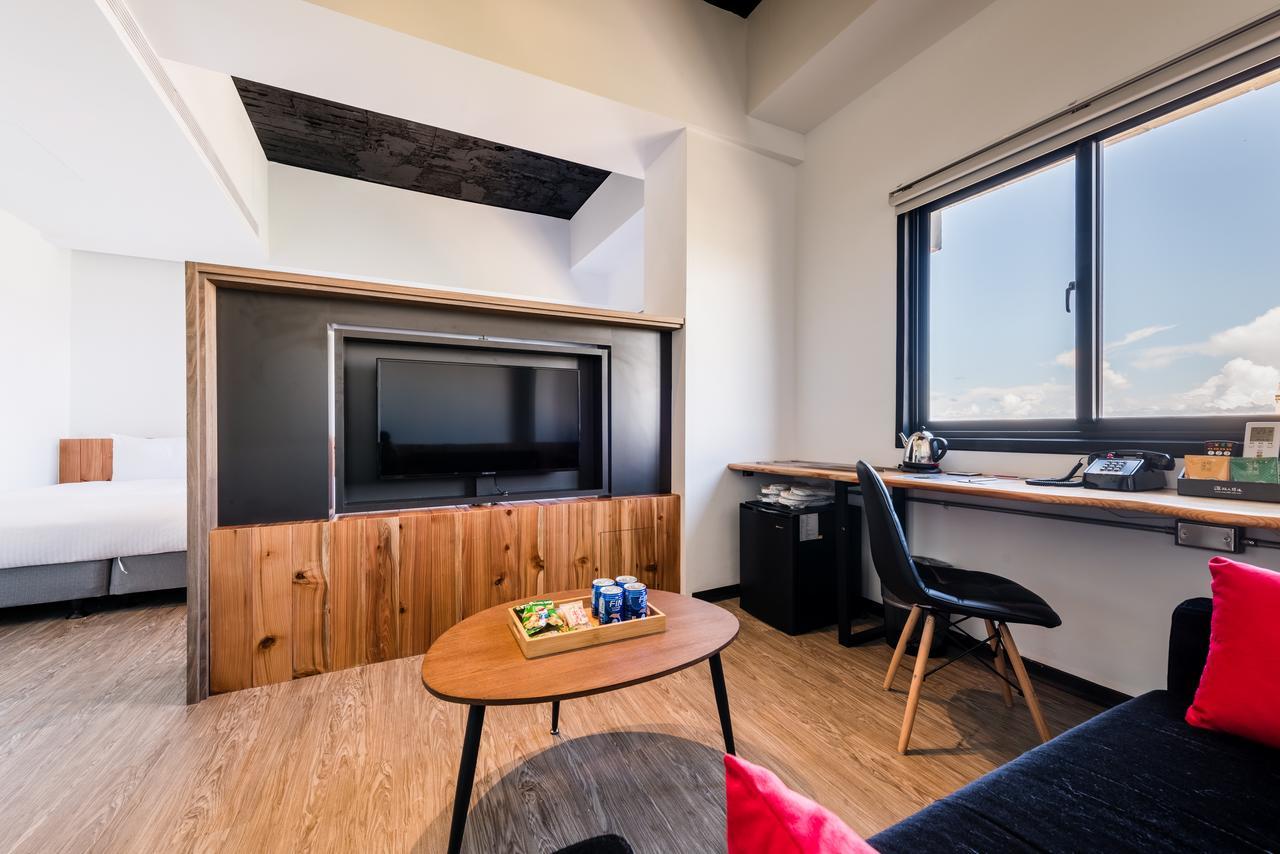 Traveller Inn Tiehua Cultural And Creative Hotel T'ai-tung Zewnętrze zdjęcie