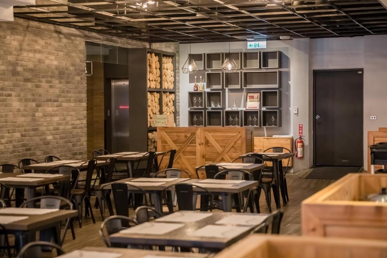 Traveller Inn Tiehua Cultural And Creative Hotel T'ai-tung Zewnętrze zdjęcie